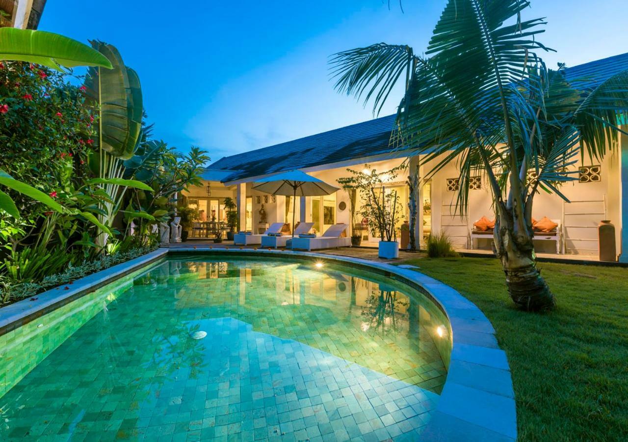 Villa Armani Seminyak Extérieur photo